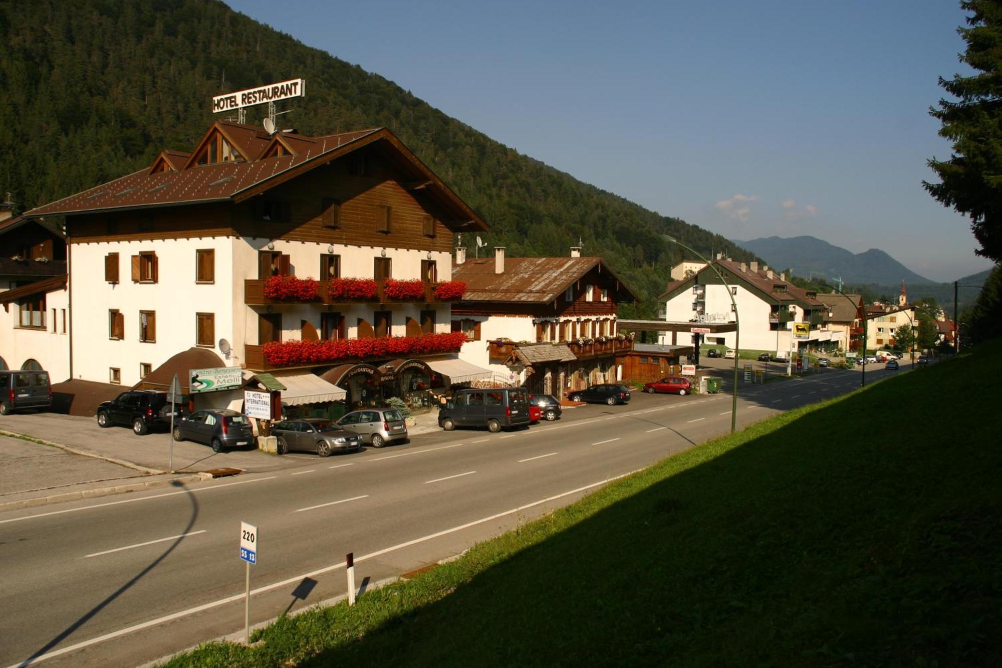 Hotel International Tarvisio Exterior photo