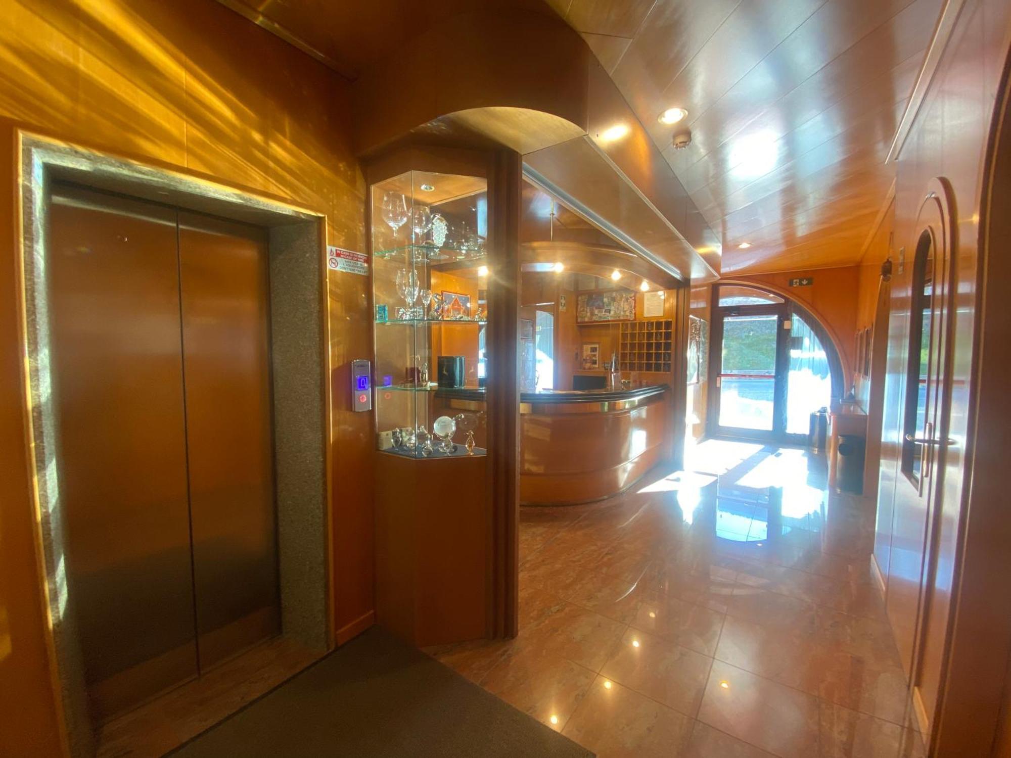 Hotel International Tarvisio Exterior photo